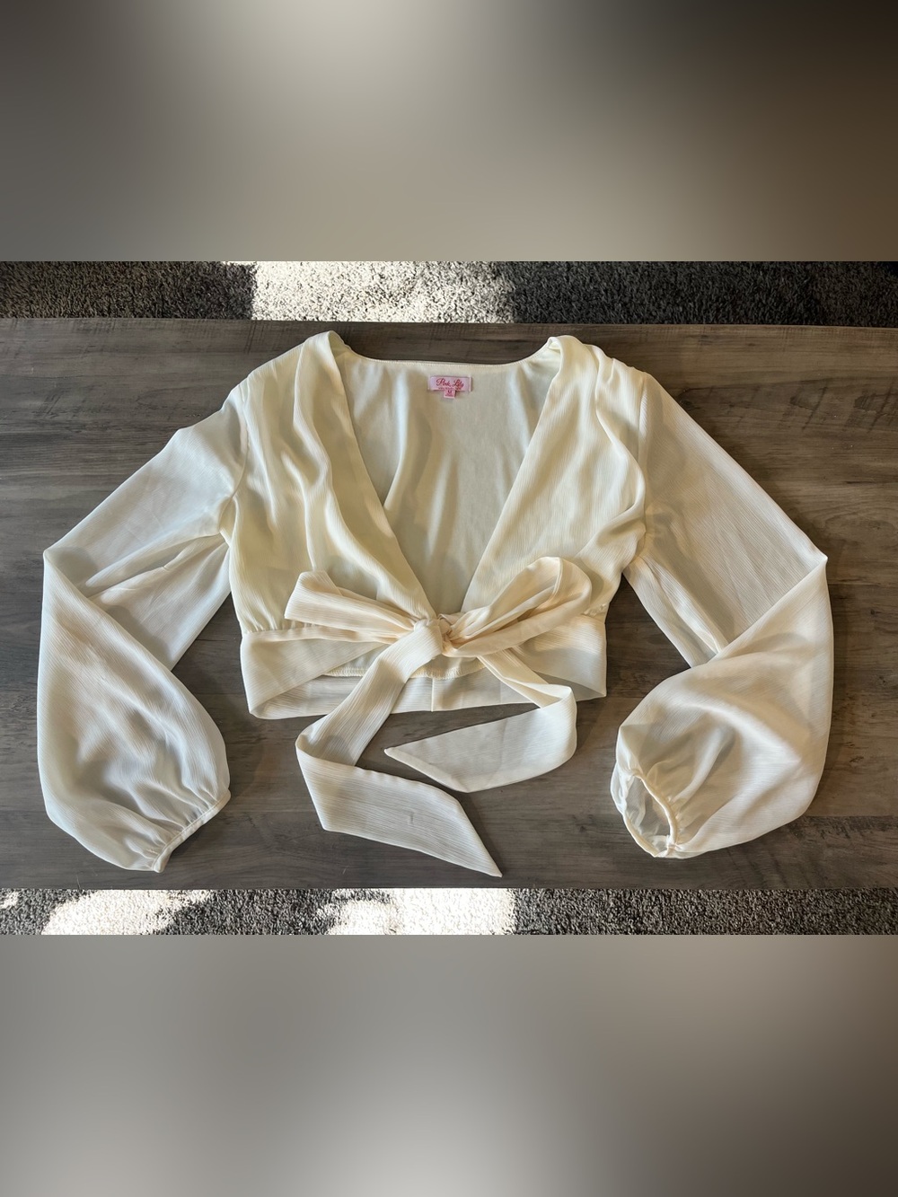 Pink Lily Drifting Thoughts Cream Cropped Wrap Blouse Size Medium